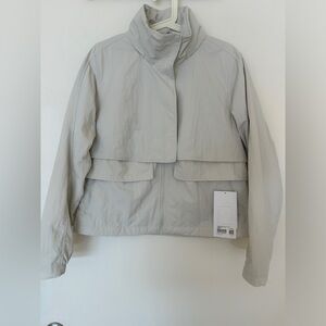 Lululemon always effortless jacket bone 8